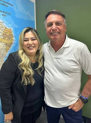 Samantha Cavalca e Jair Bolsonaro em encontro em Brasíliia